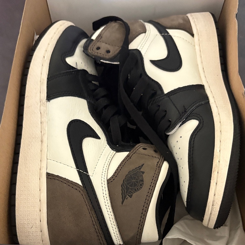 Air Jordan 1 retro high og gs DARK MOCHA